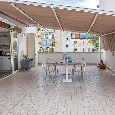 Verzus 3* Πομπηία