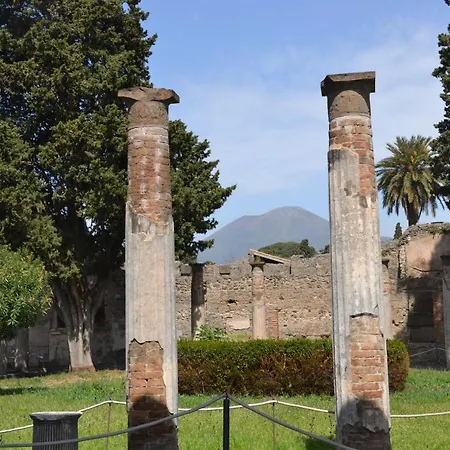 Verzus Πομπηία