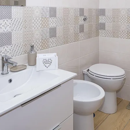 Verzus לינה וארוחת בוקר פומפיי